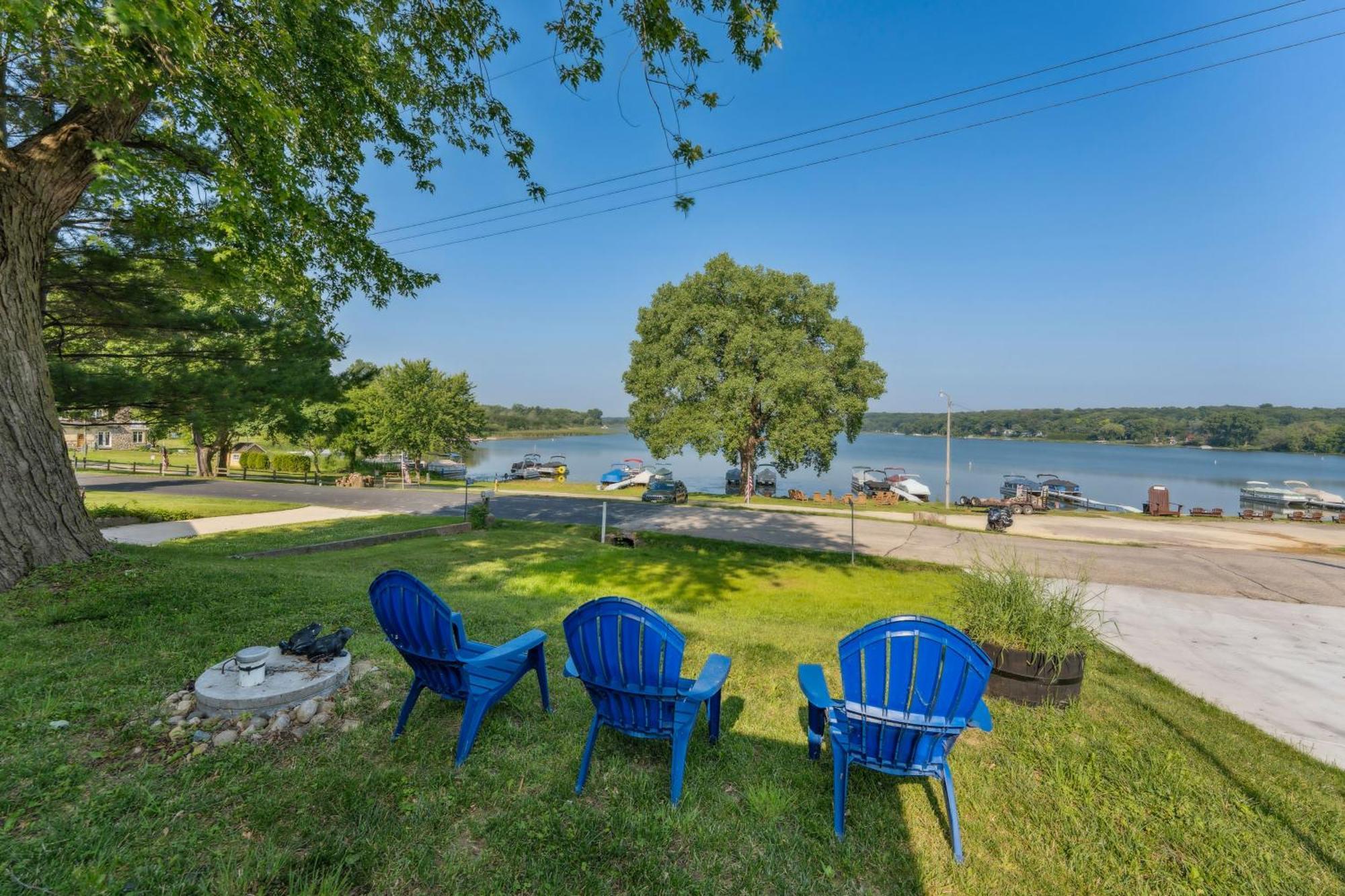 Delavan Retreat With Patio On Turtle Lake! Elkhorn Exterior photo