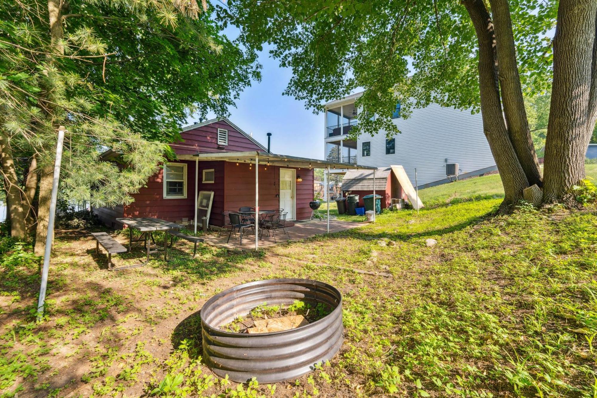 Delavan Retreat With Patio On Turtle Lake! Elkhorn Exterior photo
